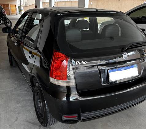FIAT PALIO 1.0 MPI FIRE CELEBRATION 8V FLEX 4P MANUAL FIAT PALIO 1.0 MPI FIRE CELEBRATION 8V FLEX 4P MANUAL